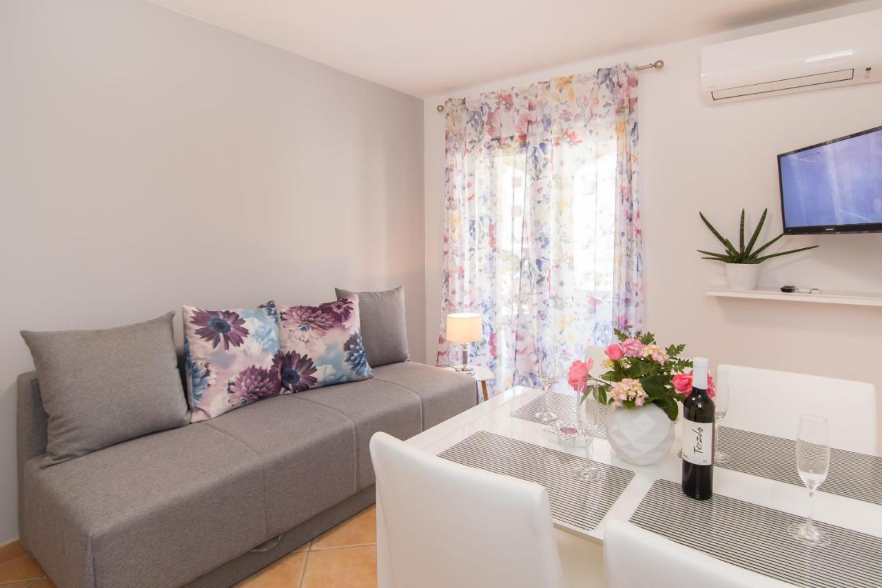 Apartment Motovunska 39 โปเรช ภายนอก รูปภาพ