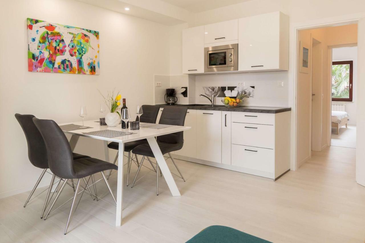 Apartment Motovunska 39 โปเรช ภายนอก รูปภาพ